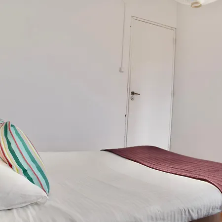 Parede, Sun Apartment Parede